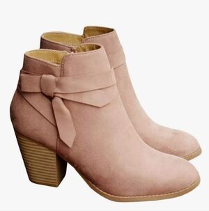 Women’s Pink Suede Ankle Boots with Side Bow